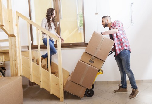Local moving service for residential and commercial jobs in Harringay